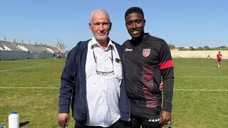 النجم والقائد السابق عبد سعادة صرصور