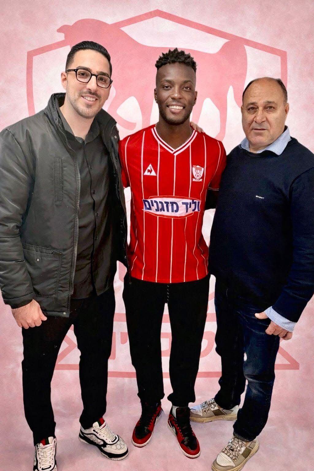 سخنين تضرب بقوة: مايكوم دافيد يرتدي الأحمر ودراما خارج الحسابات قبل موقعة القدس