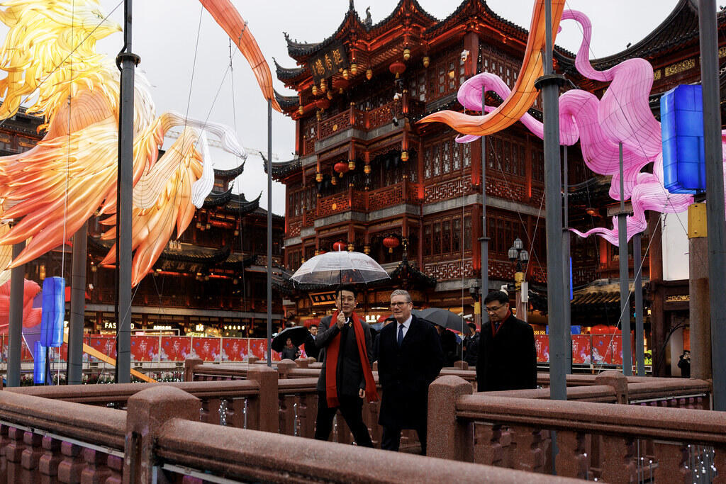 رئيس الوزراء البريطاني كير ستارمر في الصين (N10) رئيس الوزراء البريطاني كير ستارمر في الصين