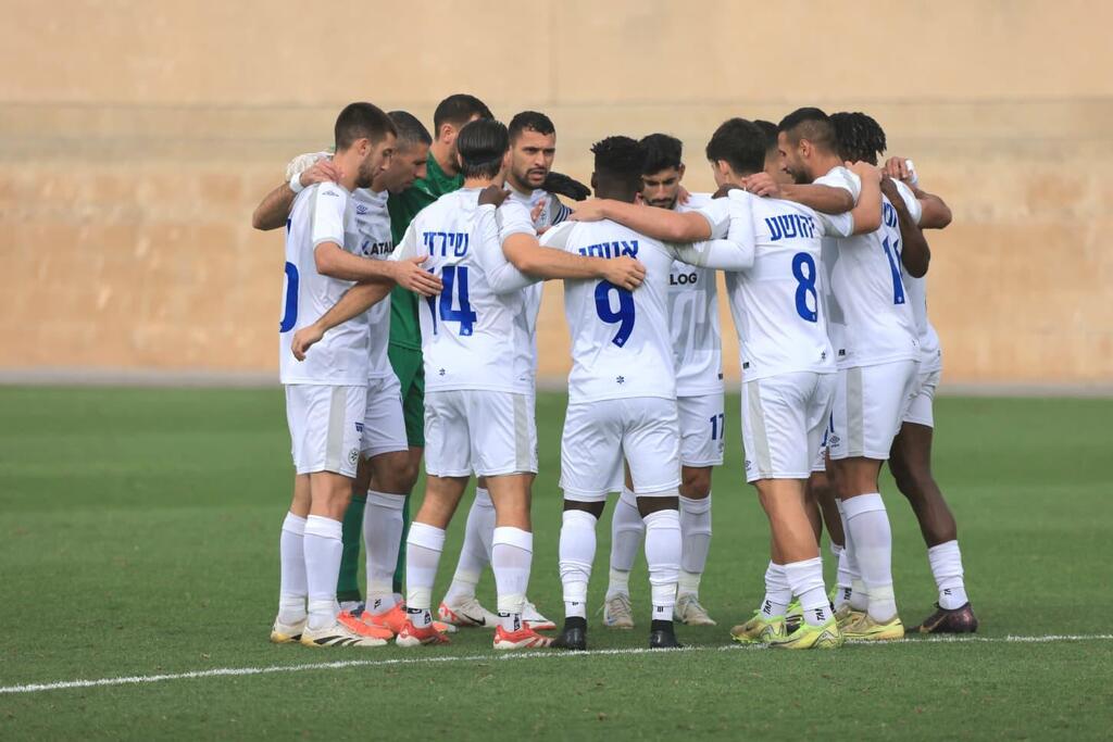 محمد خطيب يقود مكابي بيتح تكفا لانتصار كاسح 