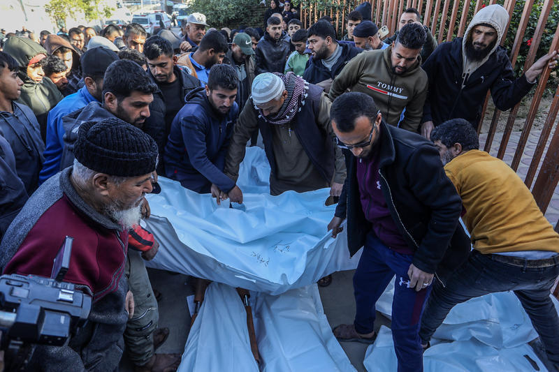 غزة تحت القصف من جديد