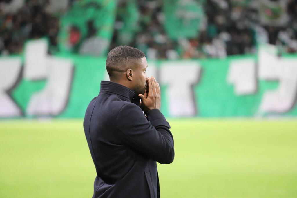 النادي الرياضي كفر قاسم يودّع كأس الدولة بعد الخسارة أمام مكابي حيفا (راديو الناس) النادي الرياضي كفر قاسم يودّع كأس الدولة بعد الخسارة أمام مكابي حيفا