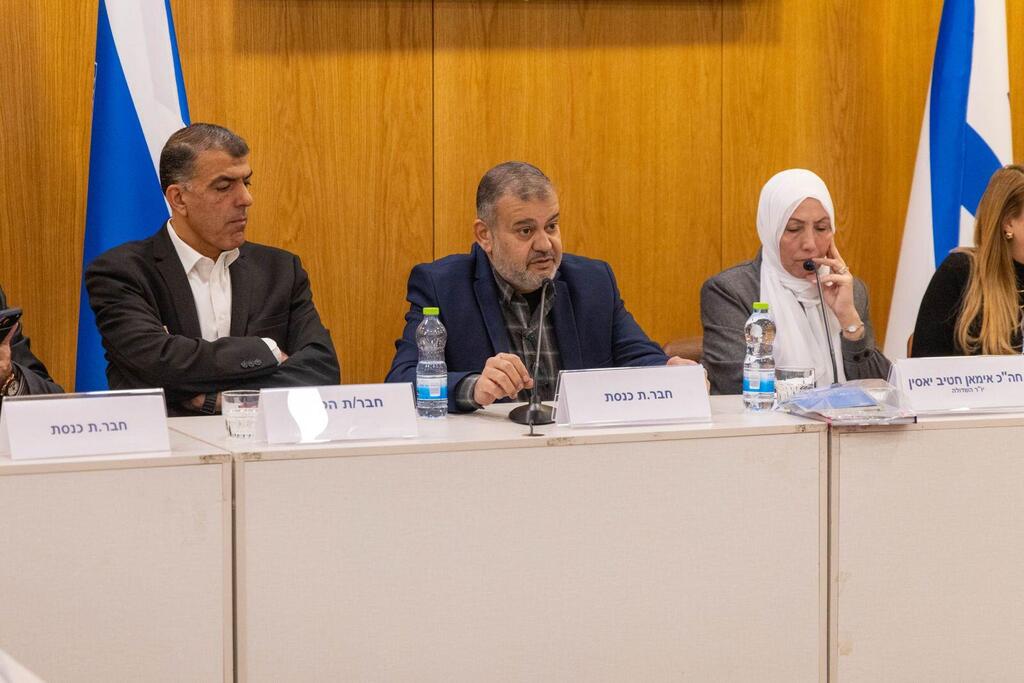 اللوبي من أجل مرضى ومتعافي السرطان الشباب (الموحدة) اللوبي من أجل مرضى ومتعافي السرطان الشباب