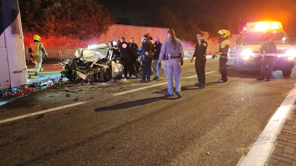 جريمة مروعة قرب الطيرة: مقتل 3 شبان في جريمة إطلاق نار