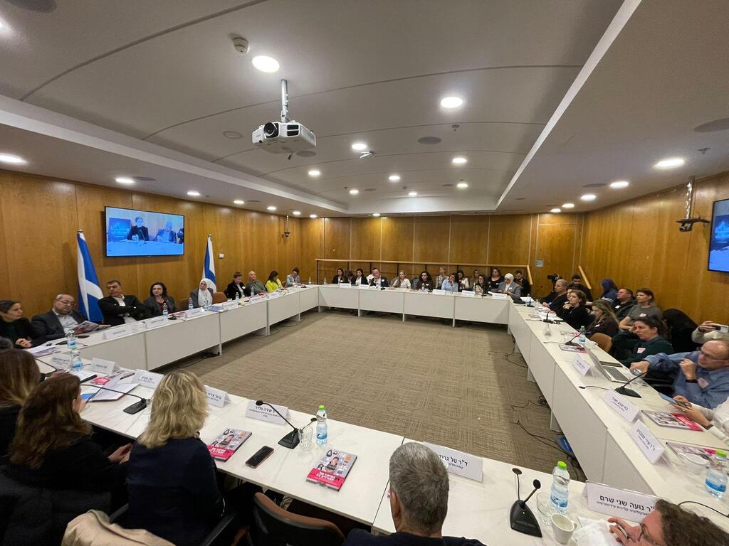 اللوبي من أجل مرضى ومتعافي السرطان الشباب (الموحدة) اللوبي من أجل مرضى ومتعافي السرطان الشباب