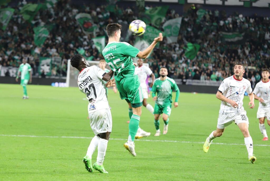 النادي الرياضي كفر قاسم يودّع كأس الدولة بعد الخسارة أمام مكابي حيفا (راديو الناس) النادي الرياضي كفر قاسم يودّع كأس الدولة بعد الخسارة أمام مكابي حيفا