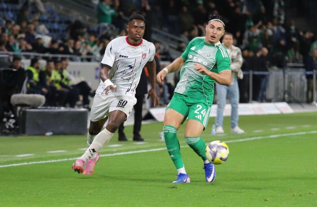 النادي الرياضي كفر قاسم يودّع كأس الدولة بعد الخسارة أمام مكابي حيفا (راديو الناس) النادي الرياضي كفر قاسم يودّع كأس الدولة بعد الخسارة أمام مكابي حيفا