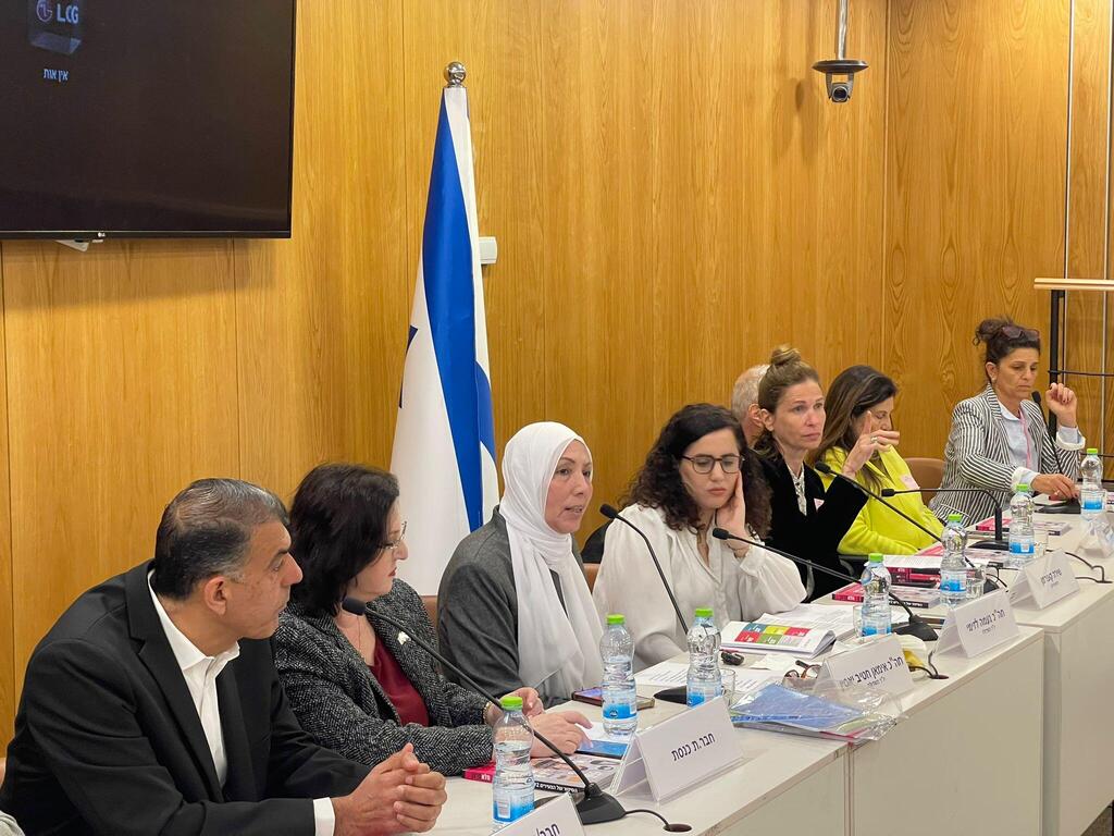 اللوبي من أجل مرضى ومتعافي السرطان الشباب (الموحدة) اللوبي من أجل مرضى ومتعافي السرطان الشباب