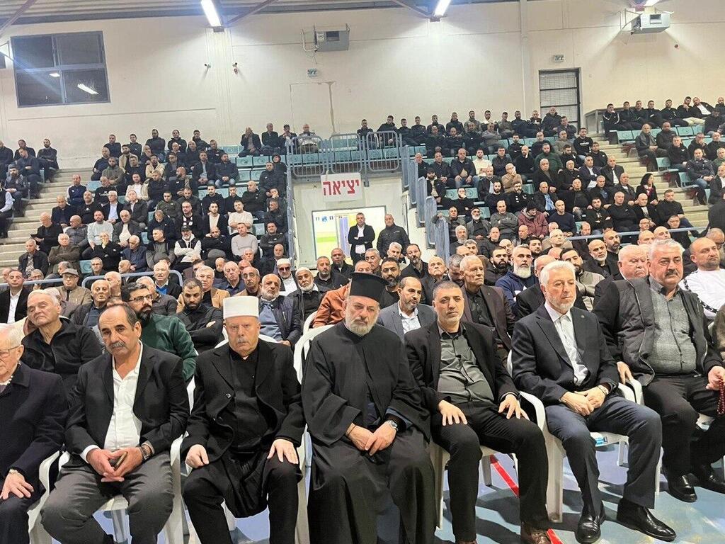 مراسم صلح تنهي خلافًا بين عائلتي كيال ورباح