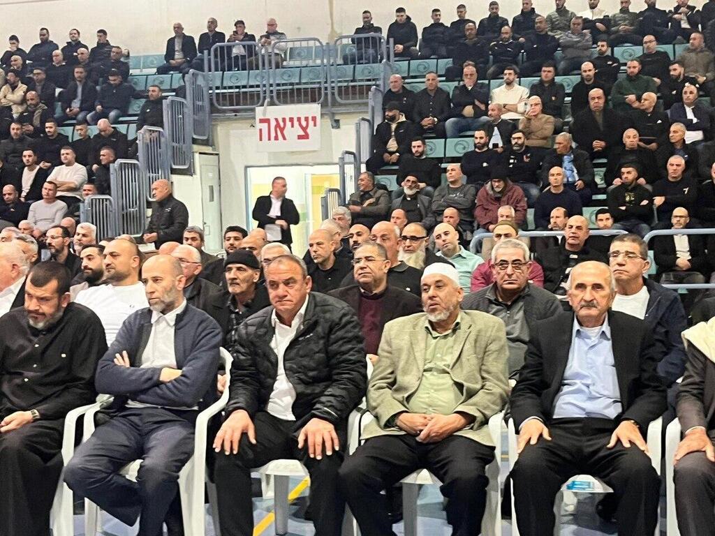 مراسم صلح تنهي خلافًا بين عائلتي كيال ورباح