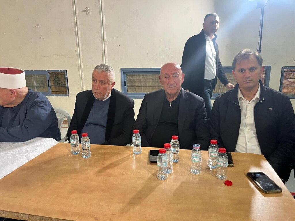 مراسم صلح تنهي خلافًا بين عائلتي كيال ورباح