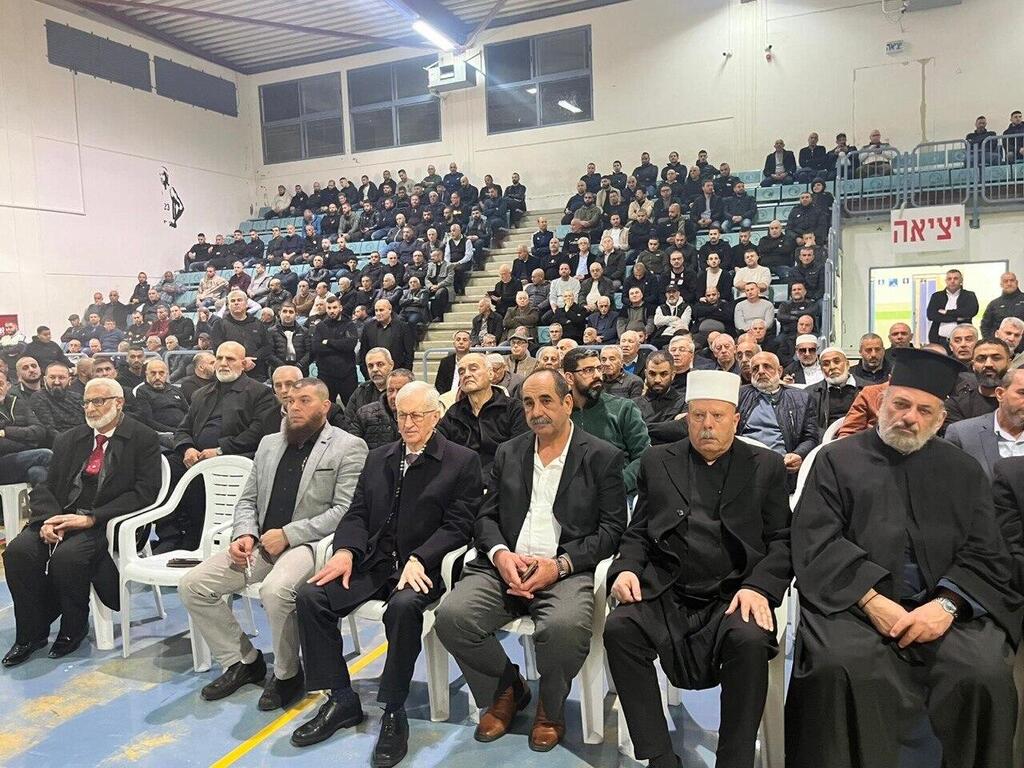 مراسم صلح تنهي خلافًا بين عائلتي كيال ورباح