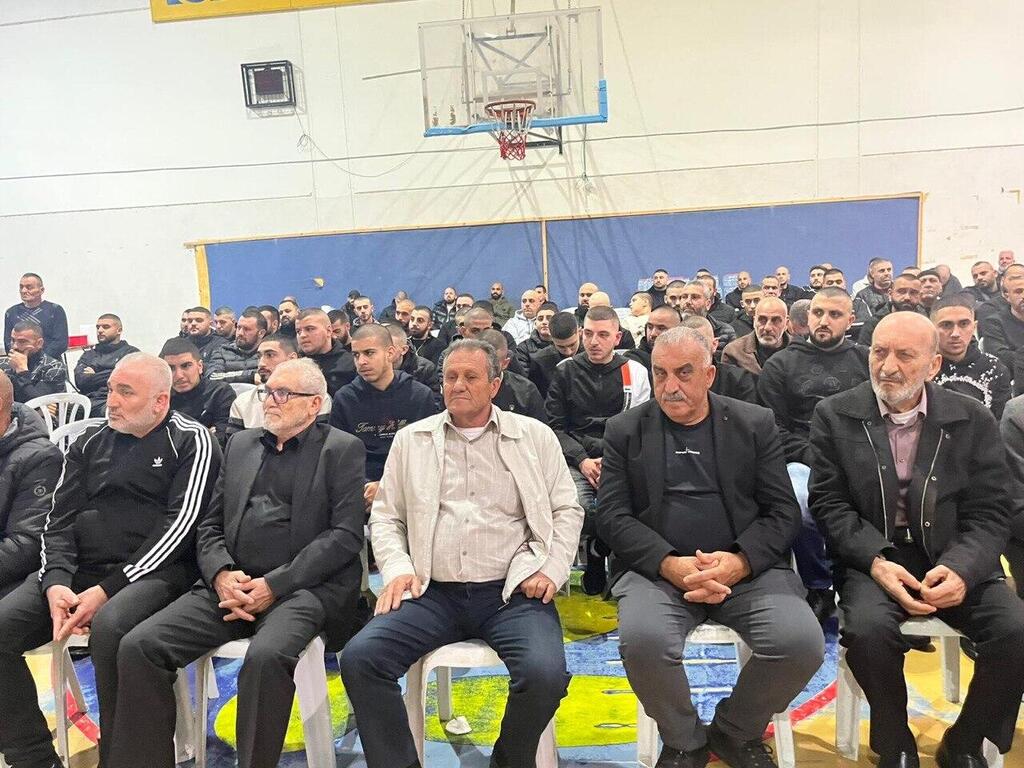 مراسم صلح تنهي خلافًا بين عائلتي كيال ورباح