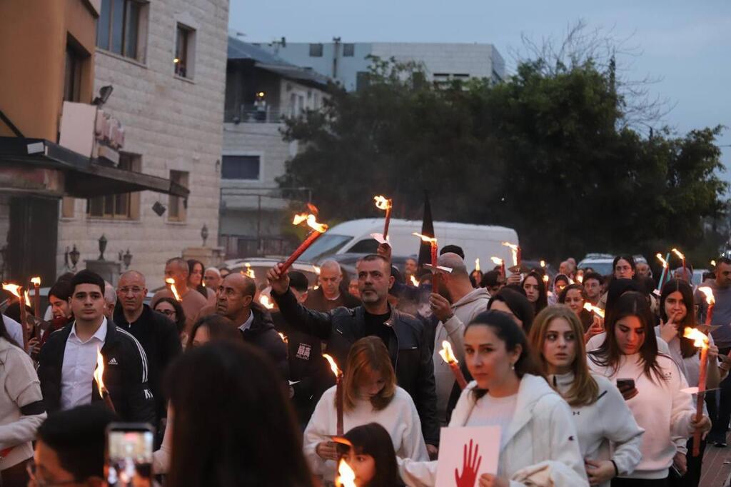 سخنين: مسيرة مشاعل حاشدة تجوب الشوارع رفضاً لجرائم العنف