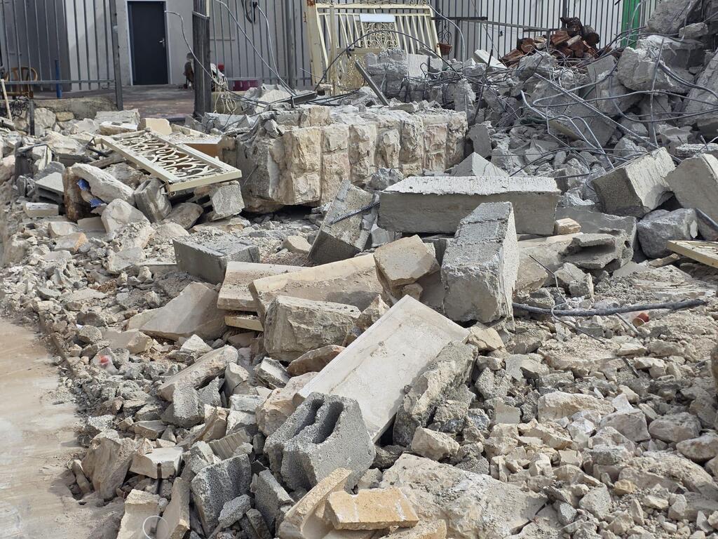 عملية الهدم في طوبا