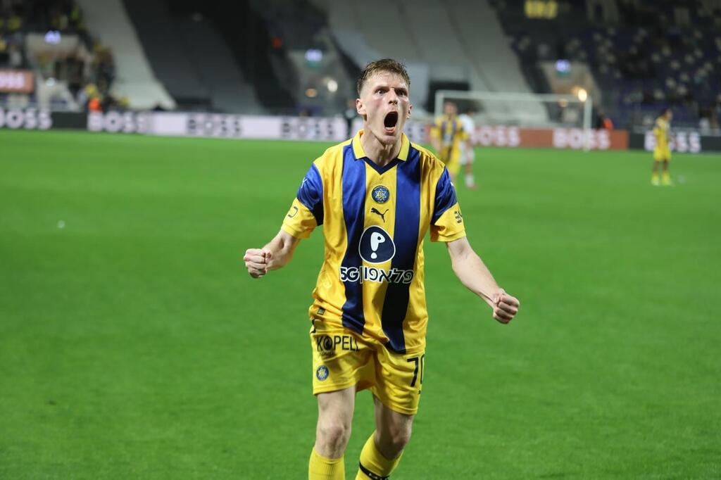 مكابي تل أبيب يفوز برباعية نظيفة على مكابي الرينة 