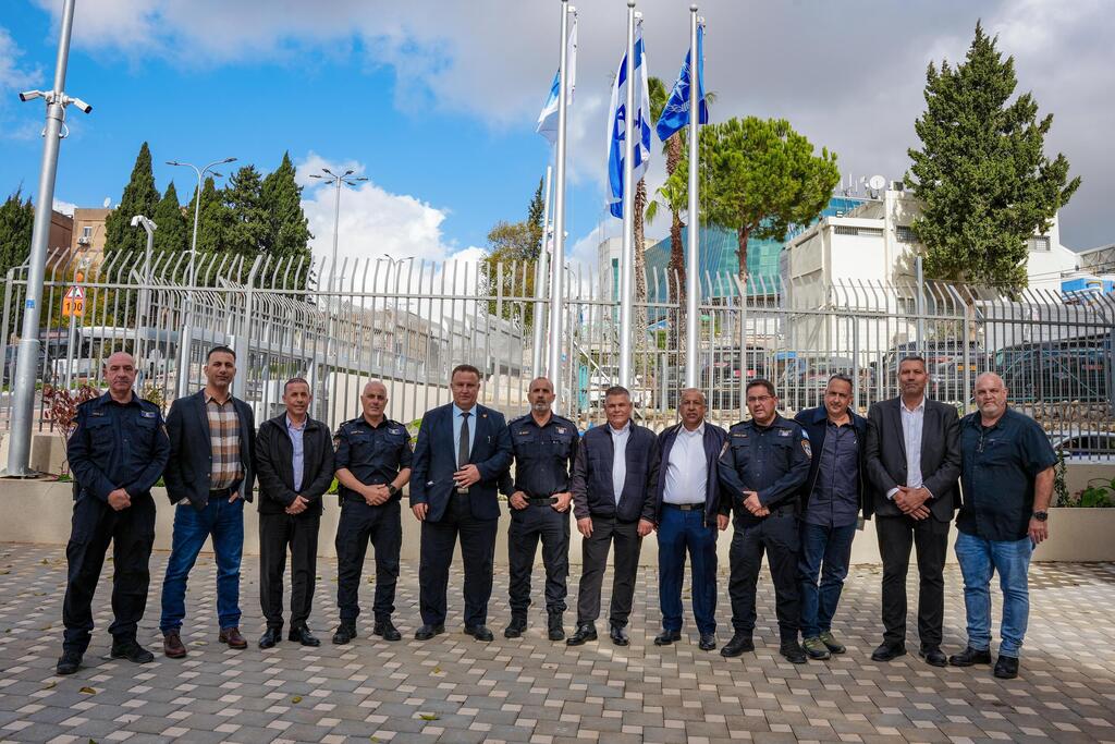 لقاء يجمع المفوّض العام للشّرطة داني ليفي وقائد شرطة الشّمال مع رؤساء سلطات محلية عربية