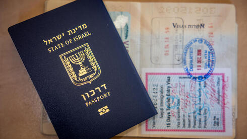 للمرة الأولى: سحب جنسية وترحيل مدانَين بتنفيذ هجمات داخل إسرائيل