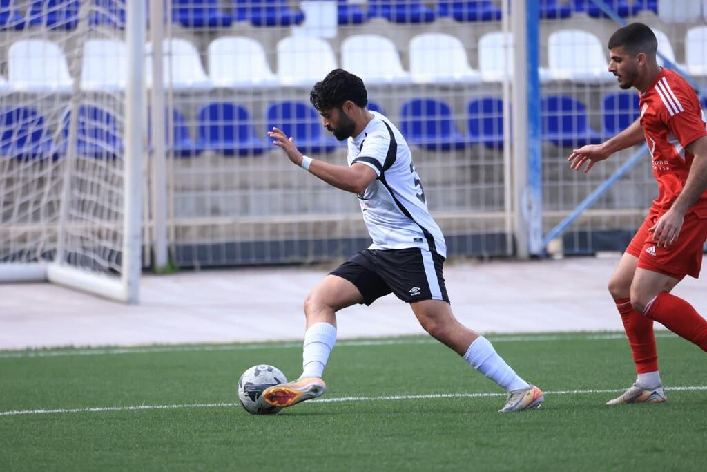 الطيرة يطارد أخاء الناصرة بثلاثية في طمرة (راديو الناس) الطيرة يطارد أخاء الناصرة بثلاثية في طمرة