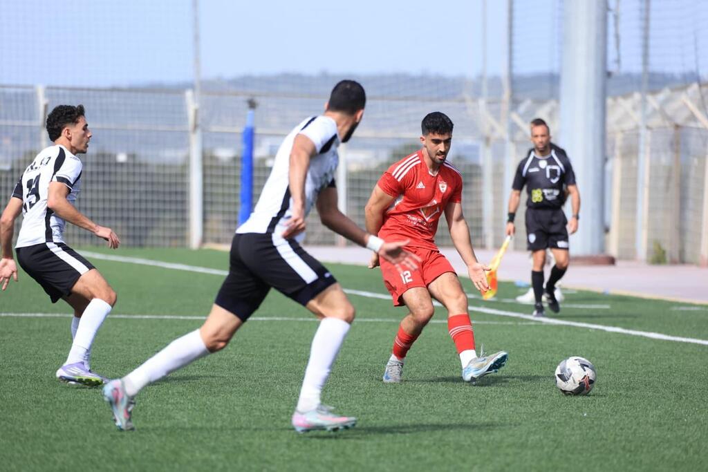 الطيرة يطارد أخاء الناصرة بثلاثية في طمرة (راديو الناس) الطيرة يطارد أخاء الناصرة بثلاثية في طمرة