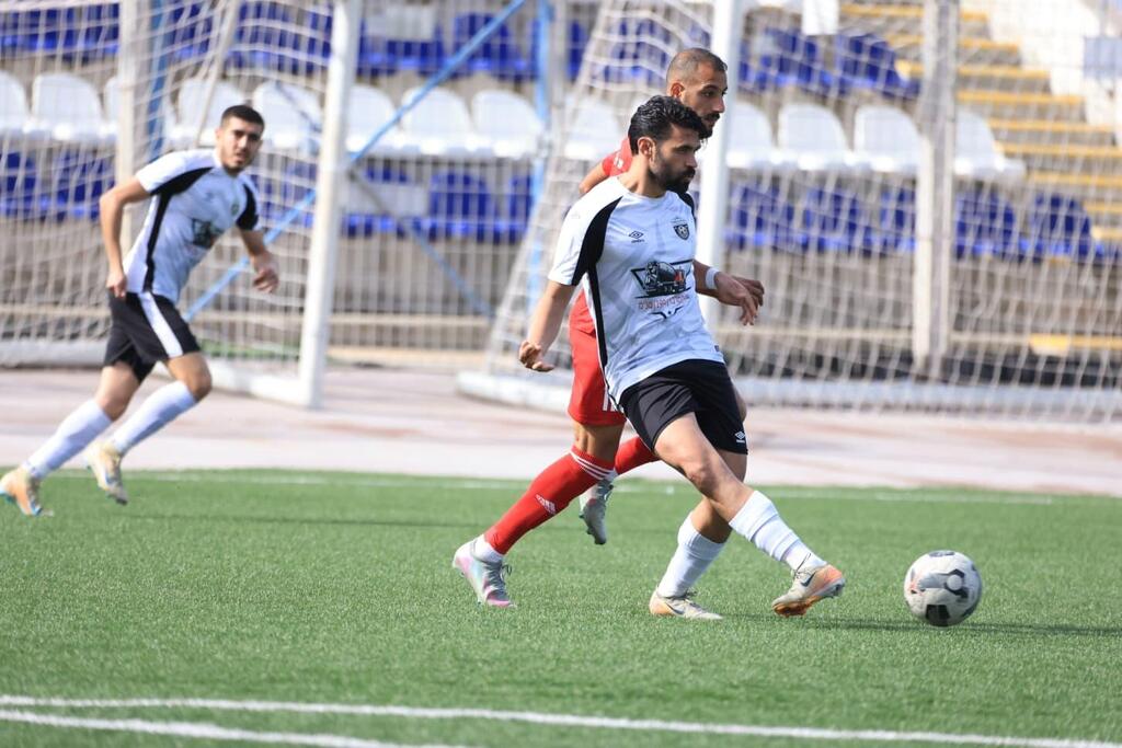 الطيرة يطارد أخاء الناصرة بثلاثية في طمرة (راديو الناس) الطيرة يطارد أخاء الناصرة بثلاثية في طمرة