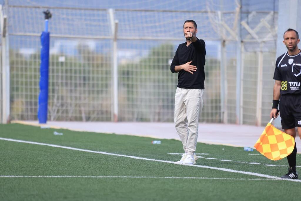 الطيرة يطارد أخاء الناصرة بثلاثية في طمرة (راديو الناس) الطيرة يطارد أخاء الناصرة بثلاثية في طمرة