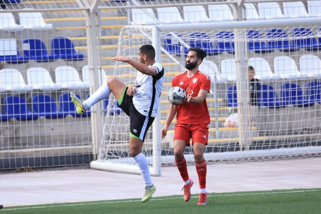 الطيرة يطارد أخاء الناصرة بثلاثية في طمرة (راديو الناس) الطيرة يطارد أخاء الناصرة بثلاثية في طمرة