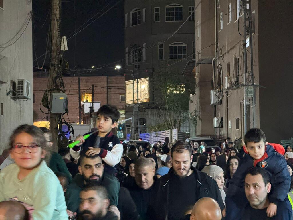 عرابة البطوف تحتفي بقدوم رمضان (راديو الناس) عرابة البطوف تحتفي بقدوم رمضان