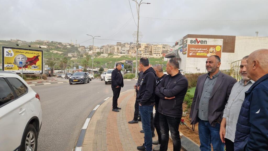 وقفة احتجاجية ضد العنف في أم الفحم (راديو الناس) وقفة احتجاجية ضد العنف في أم الفحم