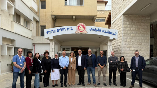 تدشين مساحات تعلّم تكنولوجية للأطفال في المستشفى الفرنسي بالناصرة