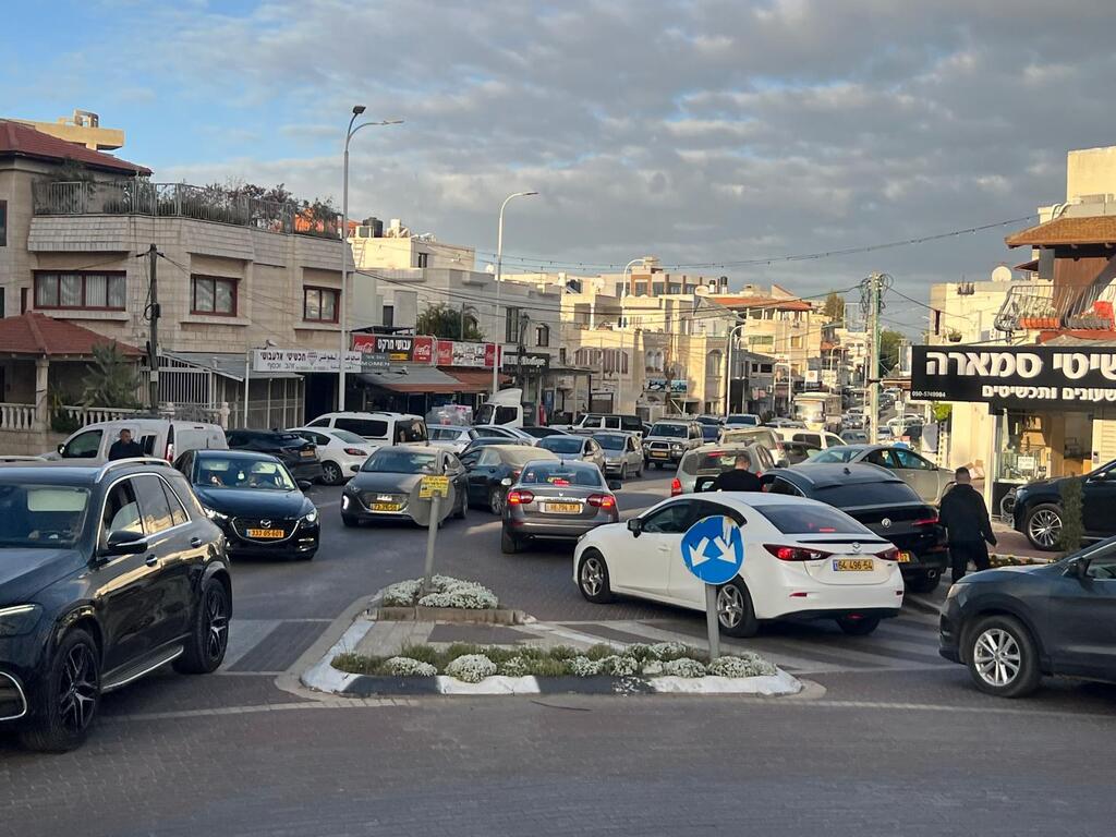 ليالي رمضان تنبض بالحياة في الطيبة والطيرة وقلنسوة