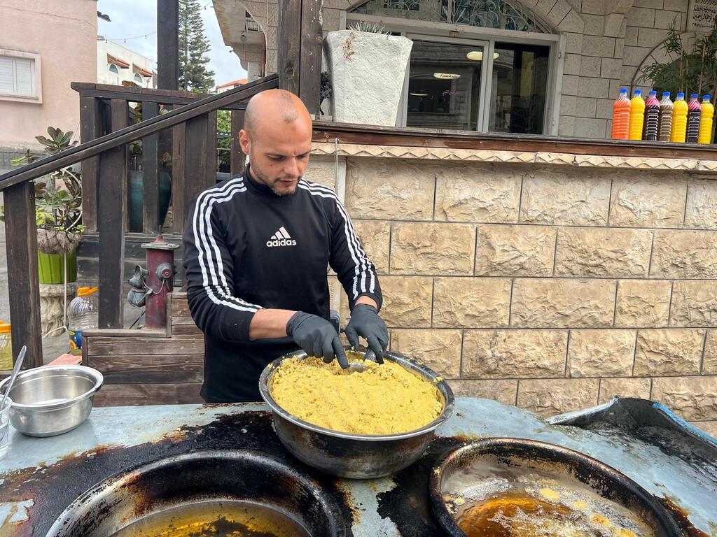 ليالي رمضان تنبض بالحياة في الطيبة والطيرة وقلنسوة