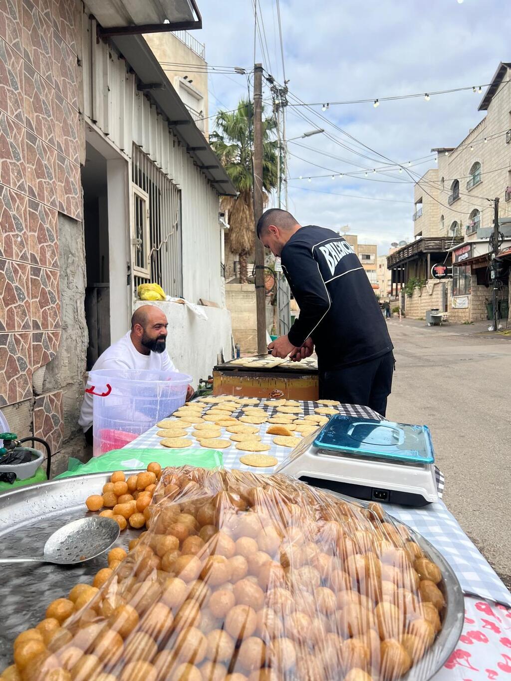 ليالي رمضان تنبض بالحياة في الطيبة والطيرة وقلنسوة