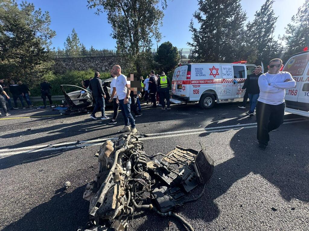 3 قتلى وعدد من المصابين في حادث طرق خطير غربي مدينة سخنين (اسعاف) 3 قتلى وعدد من المصابين في حادث طرق خطير غربي مدينة سخنين