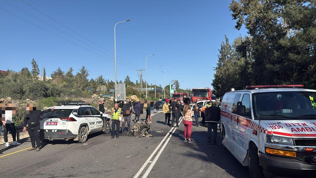 3 قتلى وعدد من المصابين في حادث طرق خطير غربي مدينة سخنين (اسعاف) 3 قتلى وعدد من المصابين في حادث طرق خطير غربي مدينة سخنين