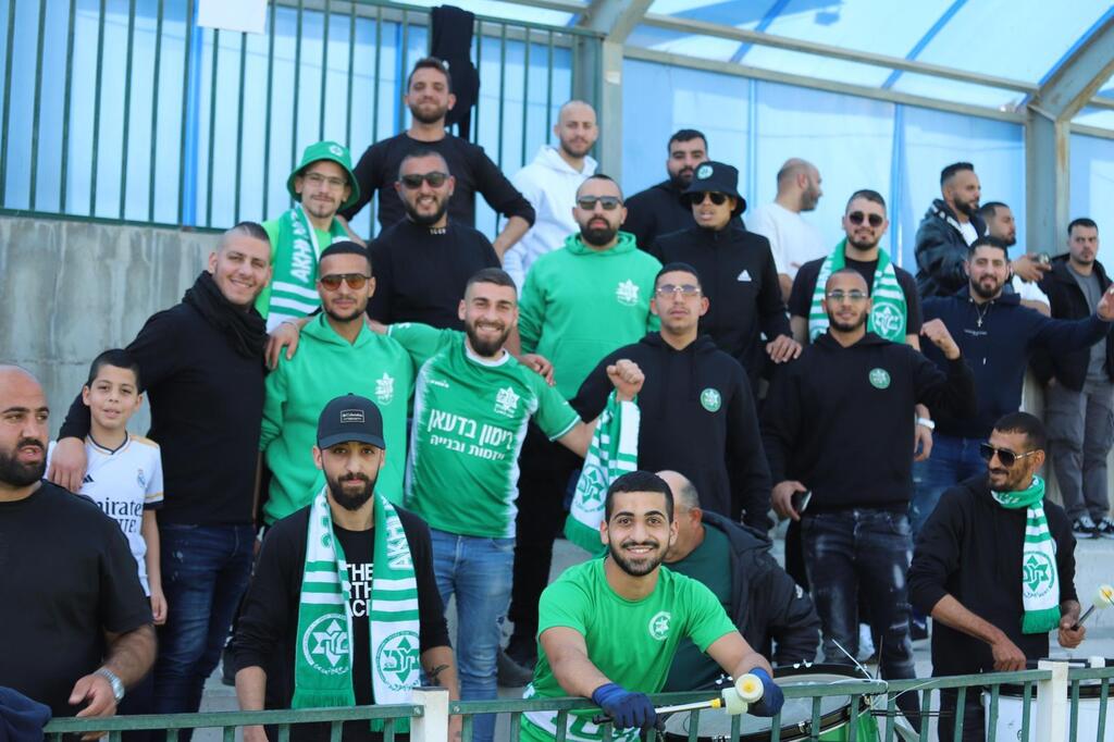 أخاء الناصرة يُحكم قبضته على الصدارة بثلاثية في باقة