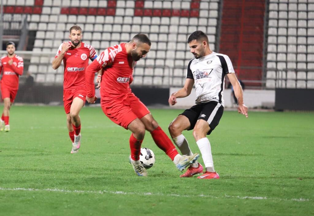 شباب طمرة يكتسح هبوعيل عرابة في استاد الدوحة (راديو الناس) شباب طمرة يكتسح هبوعيل عرابة في استاد الدوحة