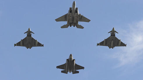 مقاتلات F-22 تتدفق إلى إسرائيل - صورة توضيحية