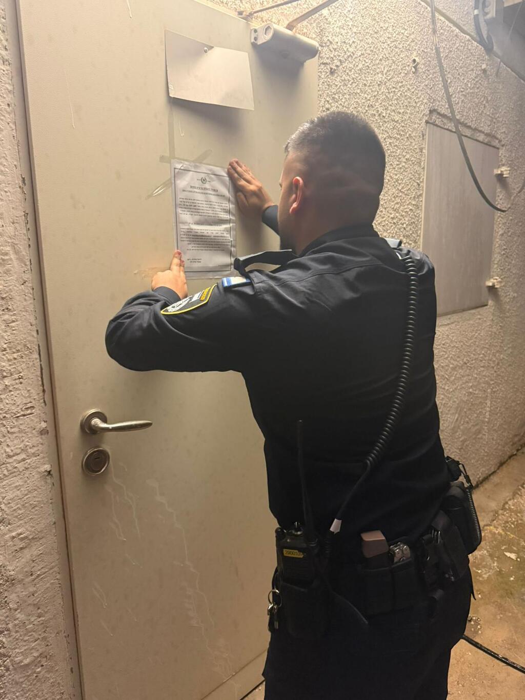 إغلاق 3 مواقع في كريات آتا وعكا ويركا 