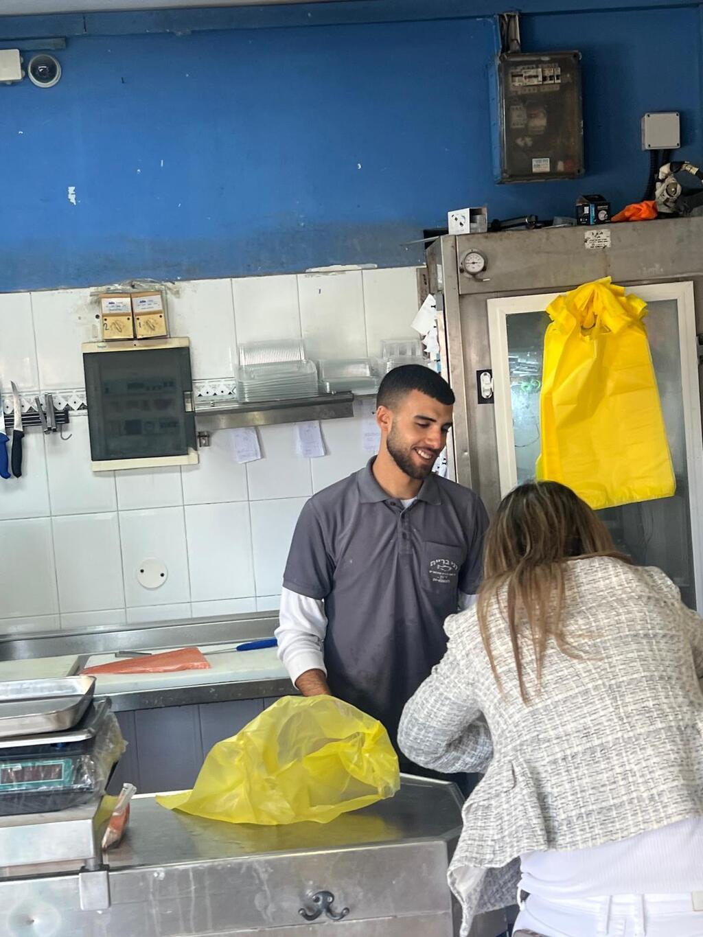 أجواء رمضانية مميزة في بلدة الفريديس (راديو الناس) أجواء رمضانية مميزة في بلدة الفريديس