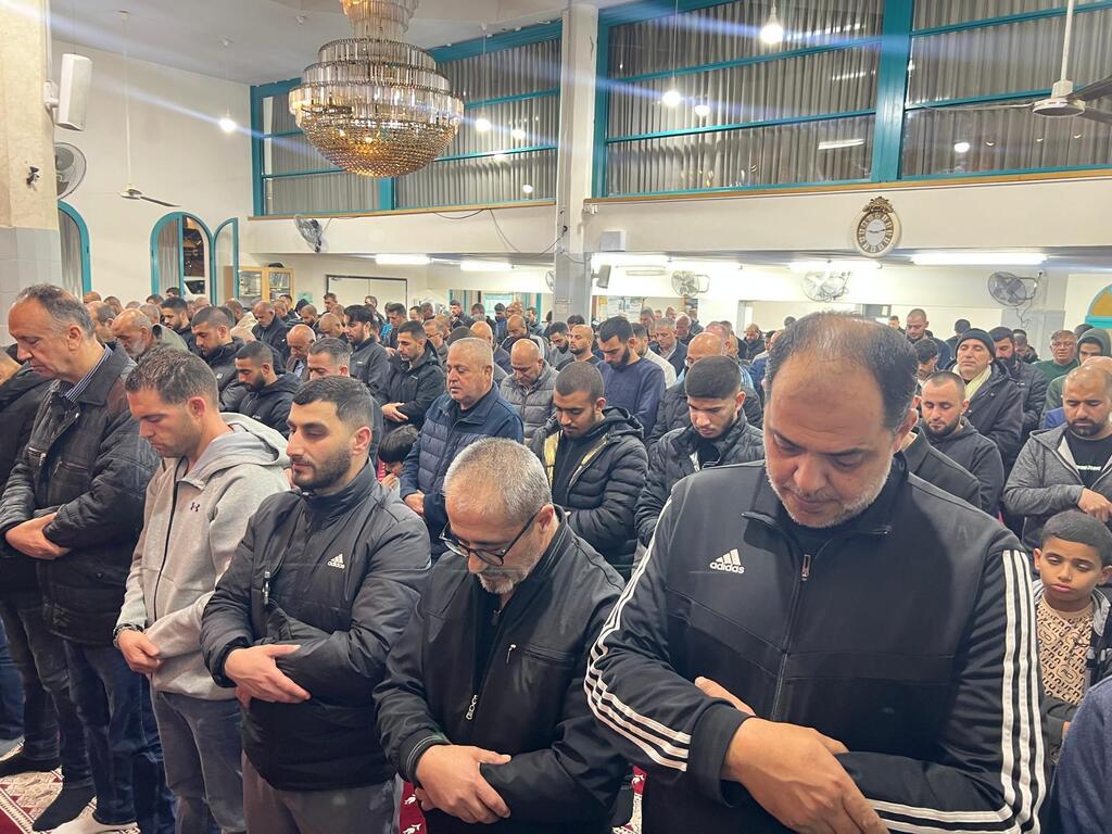 ليلة قرآنية مهيبة في عين إبراهيم (راديو الناس) ليلة قرآنية مهيبة في عين إبراهيم