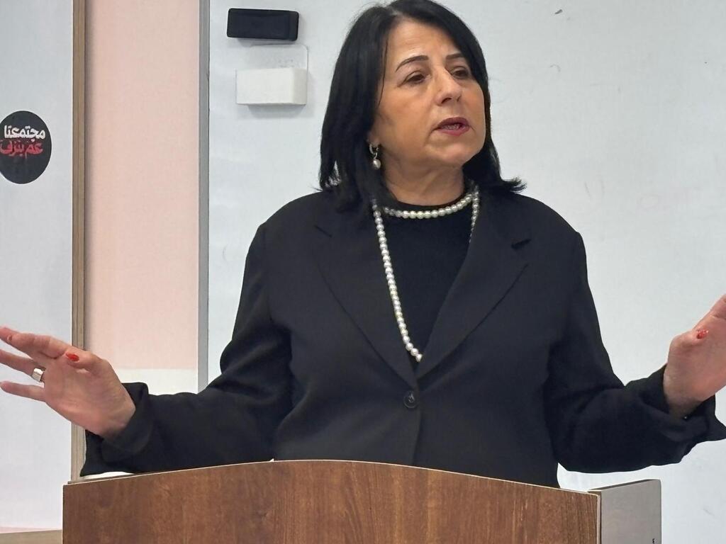 أورنا سمحون تزور المدارس الأهلية في الناصرة