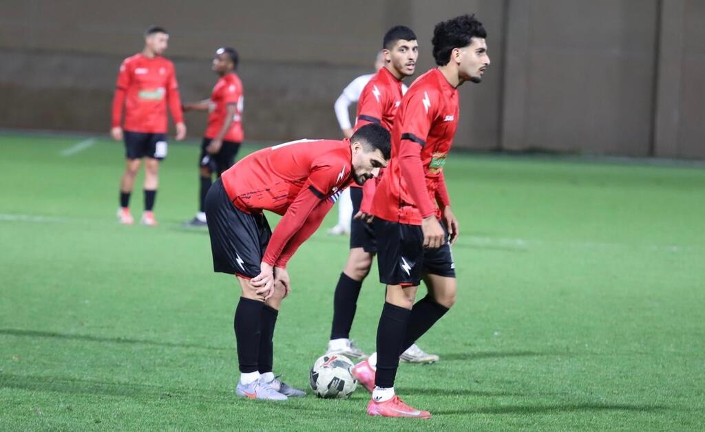 هبوعيل أم الفحم يخطف نقطة خارجية من مكابي آتا-بيالك (راديو الناس) هبوعيل أم الفحم يخطف نقطة خارجية من مكابي آتا-بيالك