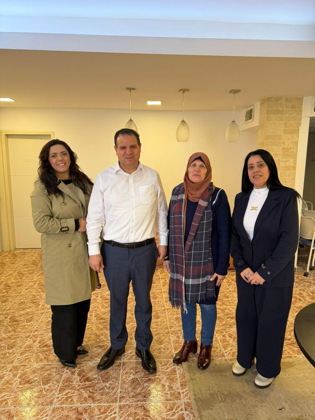 زيارة النائب أيمن عودة لمركز عدالة اجتماعية مجد الكروم