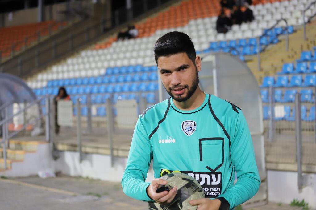 هبوعيل أم الفحم يخطف نقطة خارجية من مكابي آتا-بيالك (راديو الناس) هبوعيل أم الفحم يخطف نقطة خارجية من مكابي آتا-بيالك