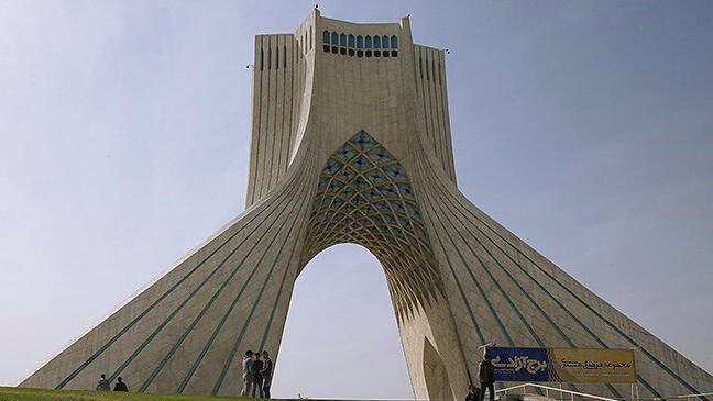 مشهد عام في طهران