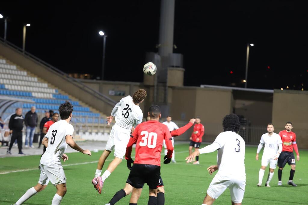 هبوعيل أم الفحم يخطف نقطة خارجية من مكابي آتا-بيالك (راديو الناس) هبوعيل أم الفحم يخطف نقطة خارجية من مكابي آتا-بيالك