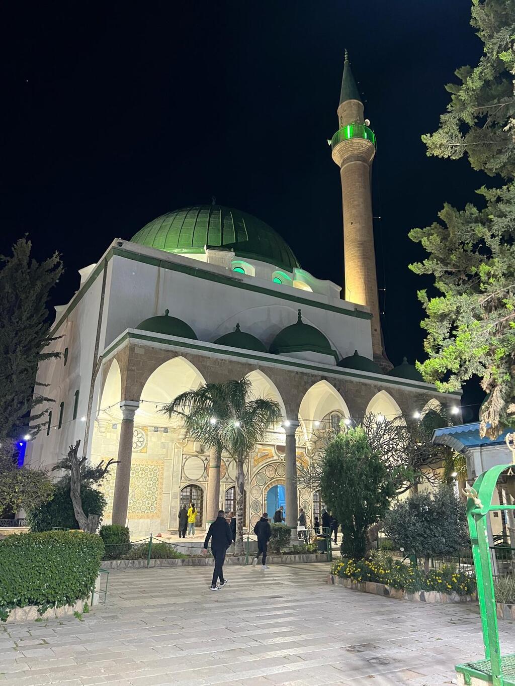 أجواء رمضان في مدينة عكا وجامع الجزار (راديو الناس) أجواء رمضان في مدينة عكا وجامع الجزار