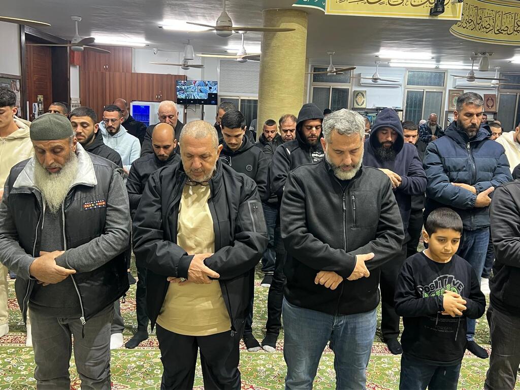 صلاة التراويح في بلدة عارة