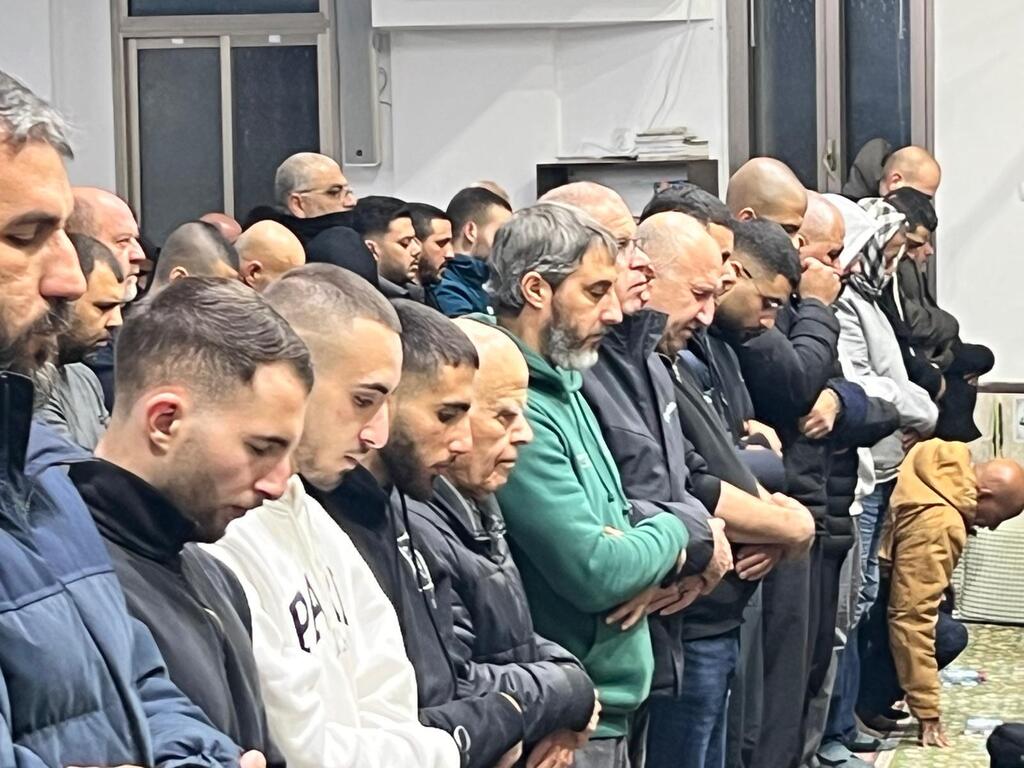 صلاة التراويح في بلدة عارة